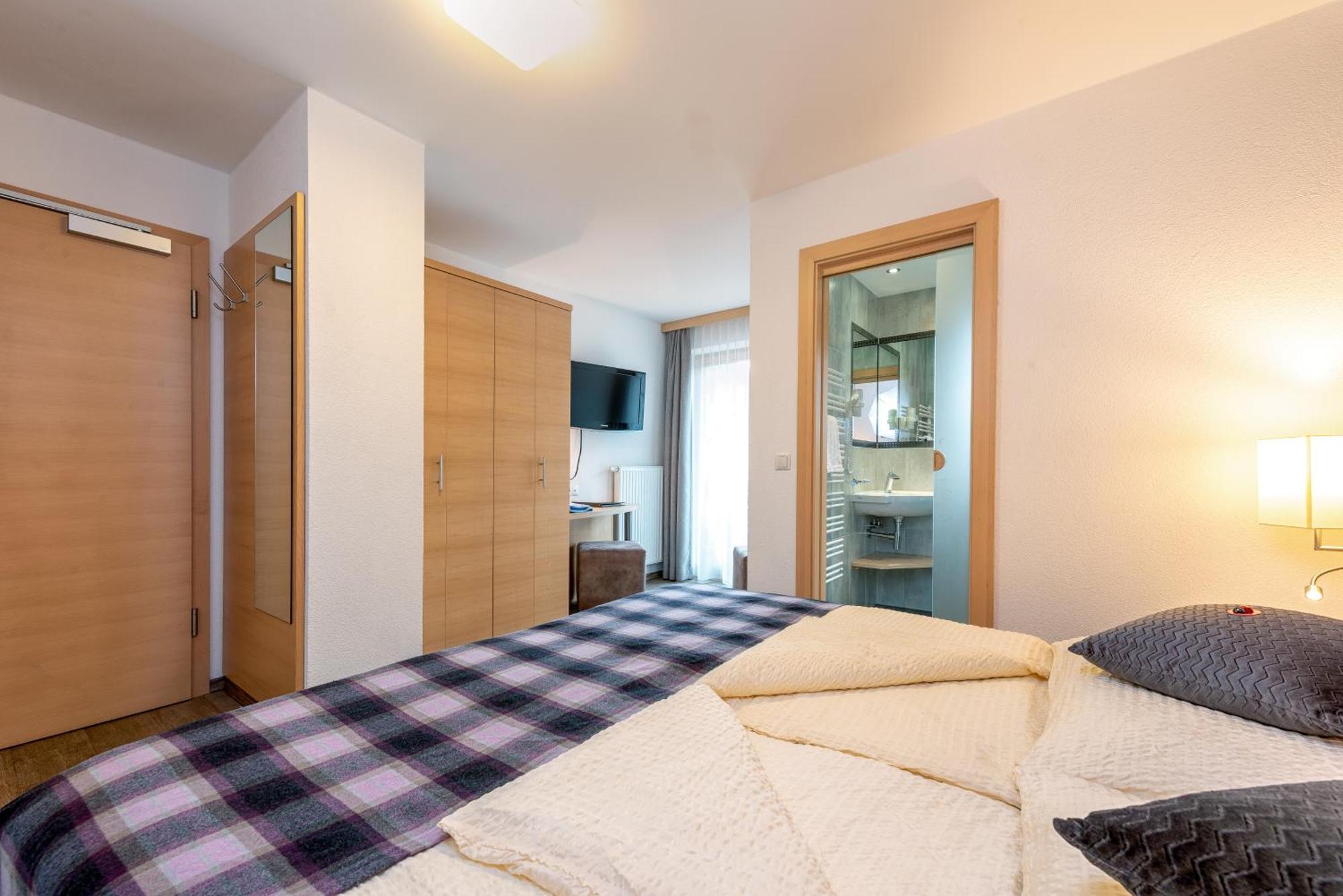 Alpenresort Thanner Mayrhofen Quarto foto